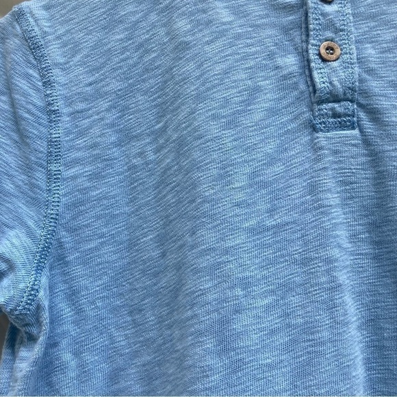 Lucky Brand blue shirt with surfer design, size  small - Picture 5 of 10